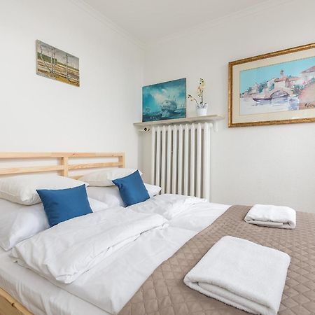 P&O Apartments Plac Grzybowski Varsovie Extérieur photo